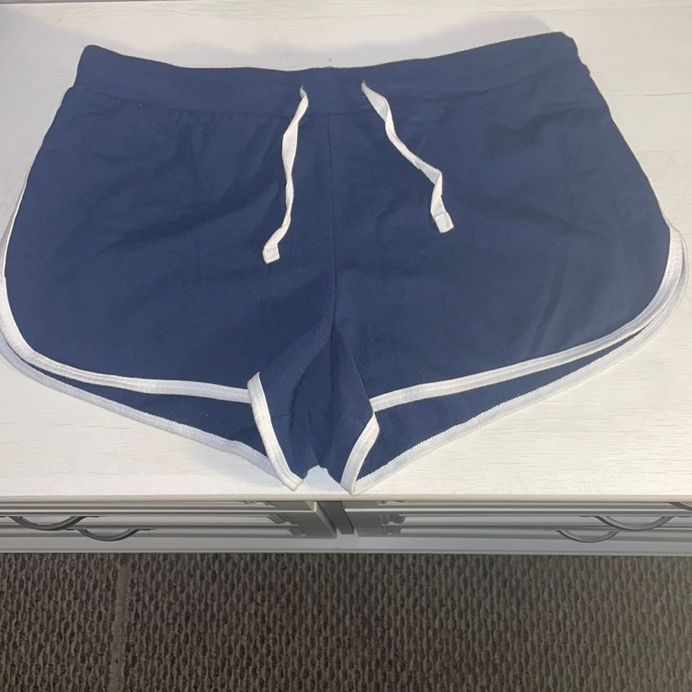 Cute blue shorts! 🌊